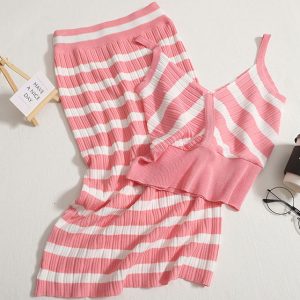 Костюм трикотажний в рожево-білу смужку