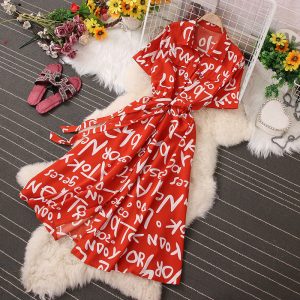 Сукня-сорочка з коротким рукавом червона в білий принт