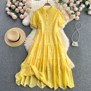 Сукня з бавовни ярусами з мереживним комірцем жовтого кольору