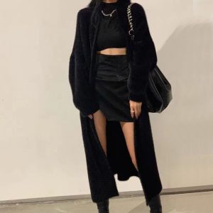 Кардиган з альпаки чорного кольору без застібки