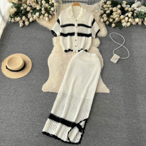 Костюм ажурної в'язки білого кольору