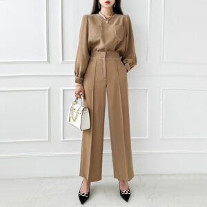 Брючний костюм, кюлоти та блуза