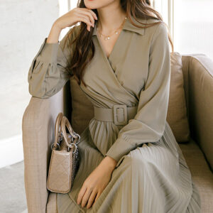 Сукня плісе кольору хакі під ремінь