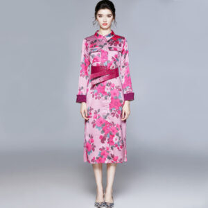 Сукня-сорочка в квітковий принт під широкий ремінь