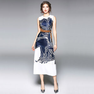 Сукня в біло-синій принт А-подібного силуету