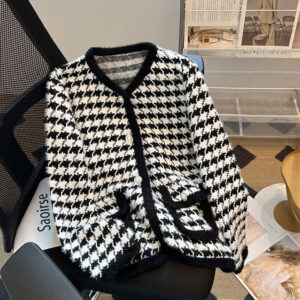 Трикотажний жакет в принт чорно-біла гусяча лапка